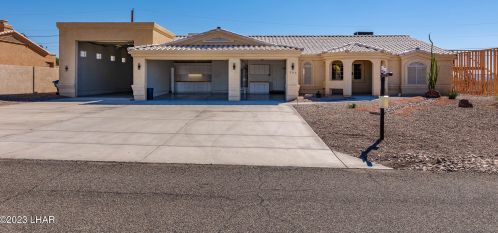 3316 Bluegrass Dr, Lake Havasu City, AZ 86406-7156