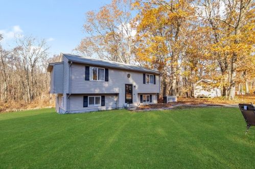 73 Tanner Ave, Warwick RI  02886-4510 exterior