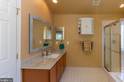 4249 Berkley Ct, Owens VA  22485-5648 exterior