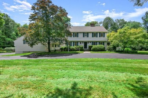 544 Weed St, New Canaan, CT 06840-6127