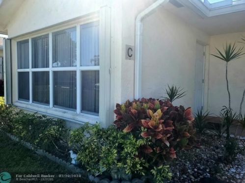 5241 Lakefront Blvd, Delray Beach, FL 33484-2640