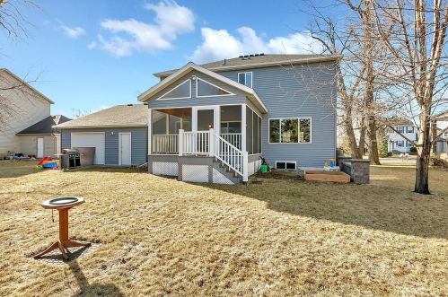 1905 Grizzly Ln, Sartell MN  56377-2070 exterior