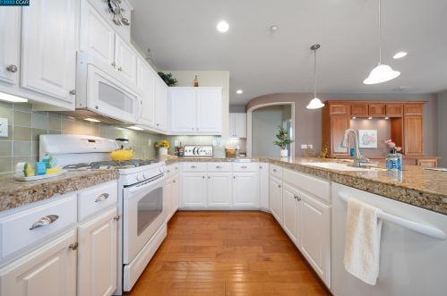 416 Redmont, Rio Vista, CA 94571-5154