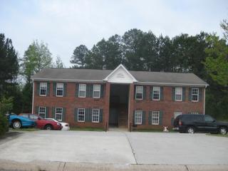 1695 Cannonball Ct, Lawrenceville GA  30044-4633 exterior