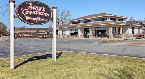 328 Washington St, Slinger WI  53086-9216 exterior