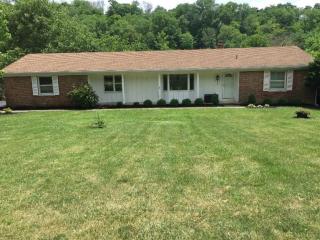 5964 Sheed Rd, Cincinnati, OH 45247-5736