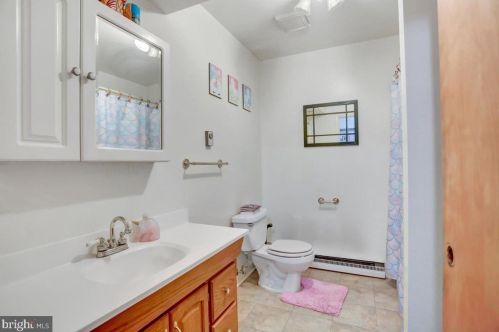 2148 Ritner Hwy, Carlisle PA 17015-9305 exterior