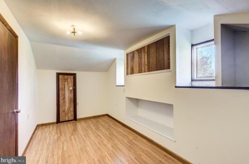 305 Ulricktown Rd, Littlestown PA  17340-9789 exterior
