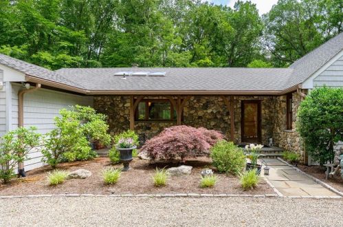 54 Shelter Rock Rd, Stamford, CT 06903-3529