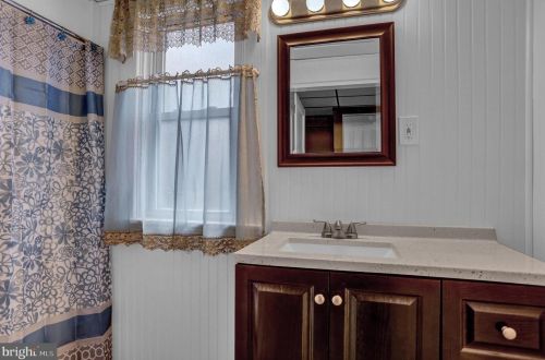 458 Highland St, Harrisburg PA 17113-1536 exterior