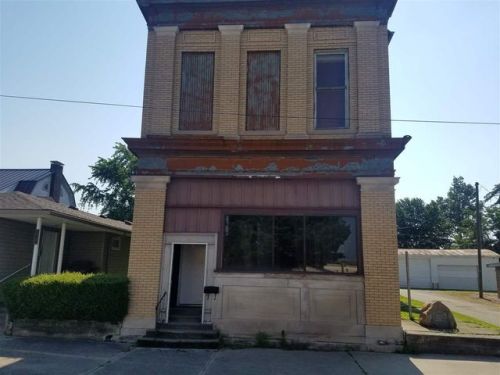 114 Walnut St, Deerfield, IN 47380-1214