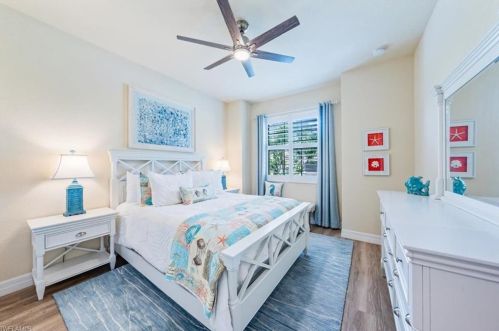 3022 Aviamar Cir, Naples FL  34114-9566 exterior