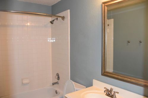 9804 Shelby Pl, Frisco TX 75035-5284 exterior