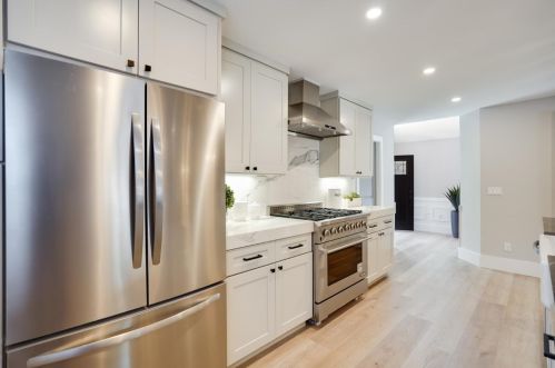 1654 Pecan Ct, Redwood City CA  94061-2649 exterior