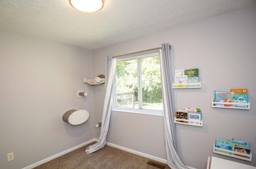 39 Amelia Park Dr, Amelia OH  45102-1898 exterior