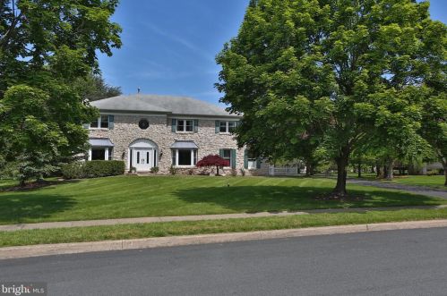 1845 Ferguson Ln, Blue Bell PA  19422-1308 exterior