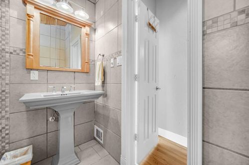 7735 Locust Ave, Gary IN  46403-1344 exterior