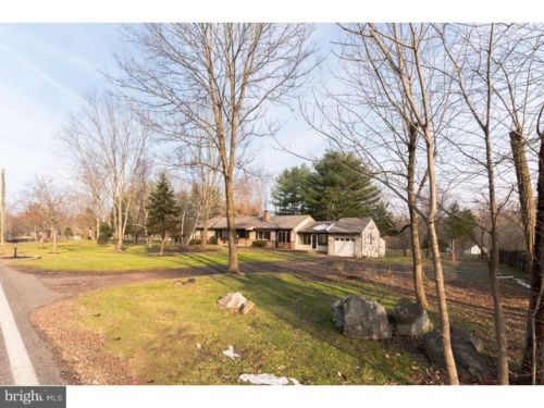 38 Meng Rd, Collegeville, PA 19473-1729