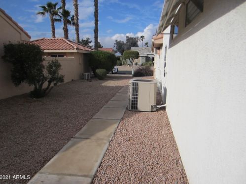 15179 Las Brizas Ln, Sun City AZ 85375-2827 exterior