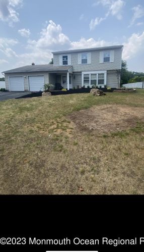 264 Betsy Ross Dr, East Freehold, NJ 07728-1379