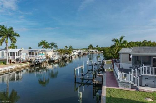 147 Barbados Way, Fort Myers Beach, FL 33931-3411