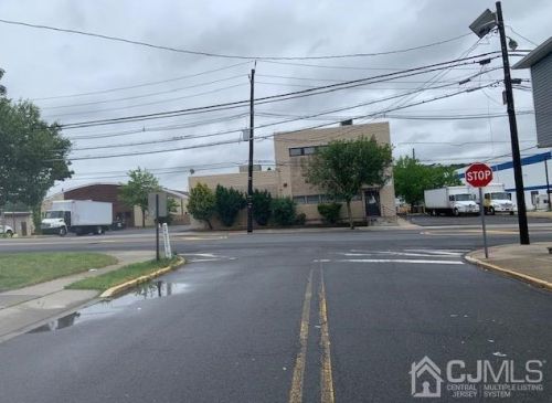 12 Ellen Ave, Perth Amboy NJ  08861-4900 exterior