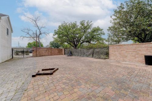 907 Morton St, Richmond TX 77469-3076 exterior