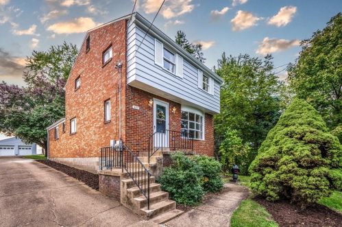 537 Middle St, Pittsburgh, PA 15227-3846