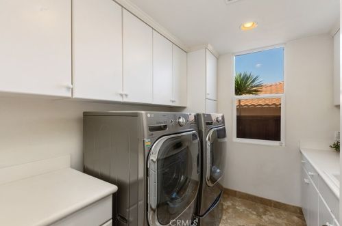 6468 Paseo Cerro, Carlsbad CA  92009-1904 exterior