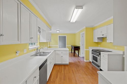 3284 Maplewood Dr, North Augusta SC  29841-8646 exterior