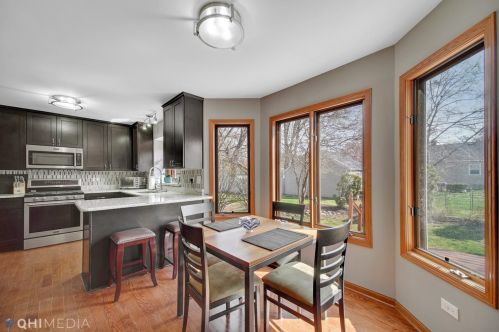 8403 Beech Ave, Hammond, IN 46321-1420