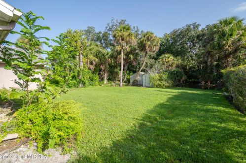 2064 Sun Valley St, Titusville, FL 32780-6836