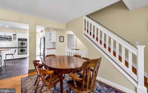 16 Bayberry Rd, Princeton NJ  08540-7417 exterior