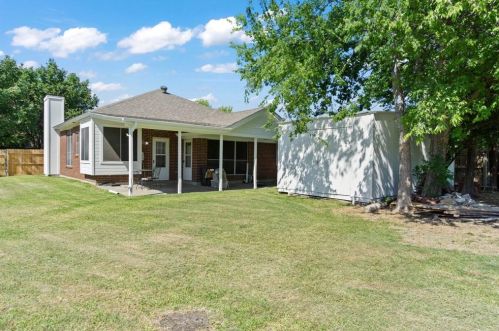 1753 Independence Rd, Fort Worth TX 76131-1505 exterior