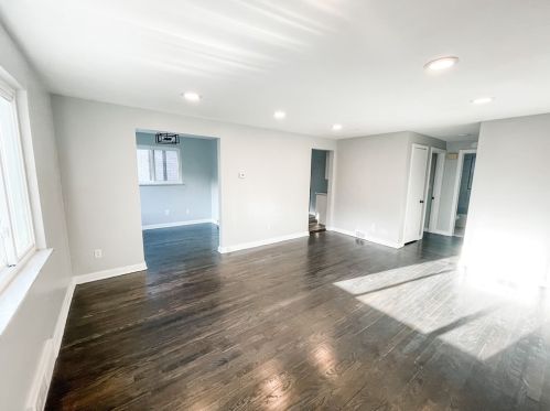 1145 Greenfield Ave, Pittsburgh, PA 15217-2930