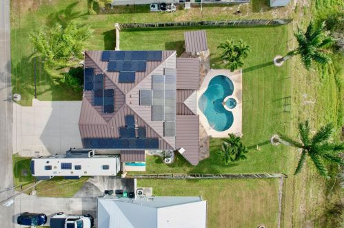 410 Jeanne Ave, Fort Pierce, FL 34953-3103