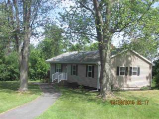 57 Miller Rd, Newtonville NY  12110-5512 exterior