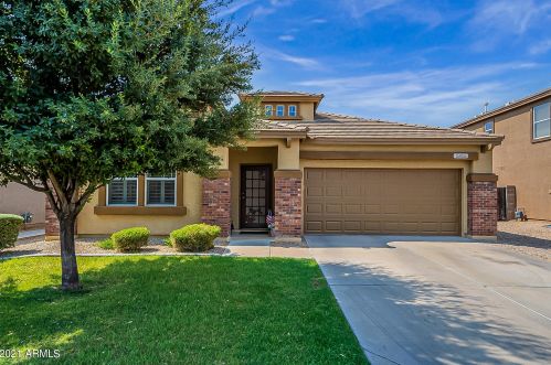 15055 Charter Oak Rd, Sun City, AZ 85379-5921