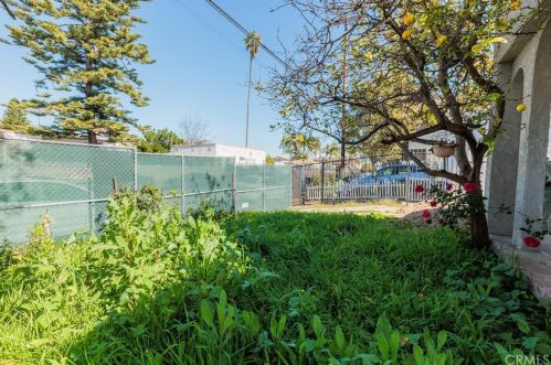 4366 116th St, Hawthorne CA  90250-2327 exterior