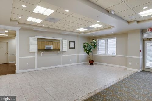 19365 Cypress Ridge Ter, Leesburg VA  20176-8429 exterior