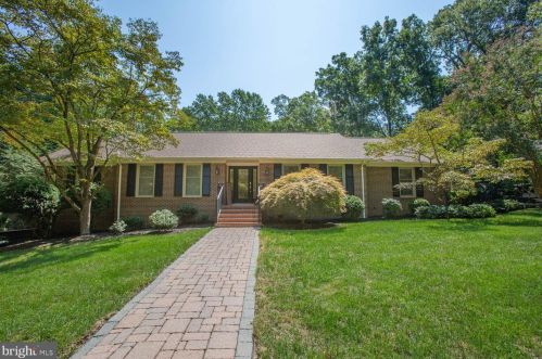 4932 Lansdowne Rd, Fredericksburg, VA 22408-2582