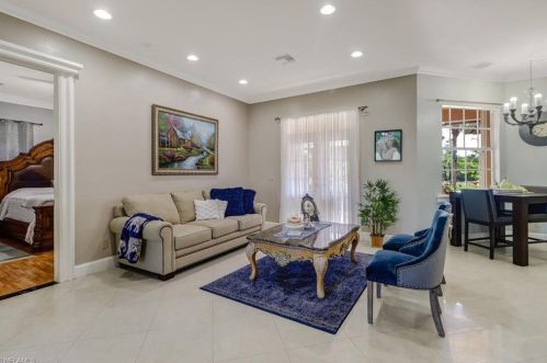 360 15th St, Naples FL  34117-3337 exterior