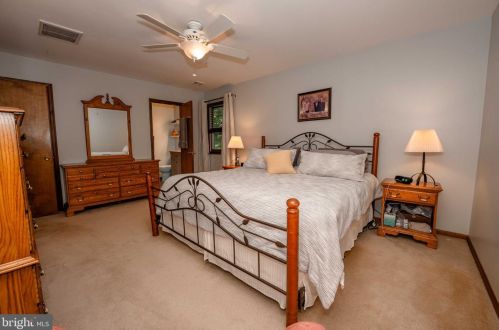 139 Maple Leaf Ln, Pottstown PA 19464-1563 exterior