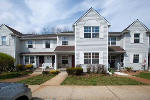 1905 Wagon Wheel Ct, East Freehold, NJ 07728-9118