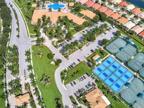 6840 Lismore Ave, Boynton Beach FL  33437-6441 exterior