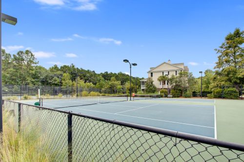 2096 Promenade Ct, Mount Pleasant SC  29466-7231 exterior