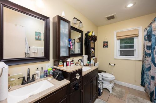 26 Mountain View Dr, Mahopac NY  10541-3808 exterior