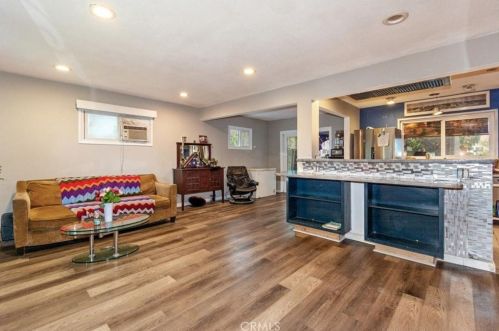 405 Flower St, Orange CA  92868-2328 exterior