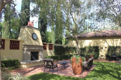 80 Navigator, Irvine CA  92620-3526 exterior