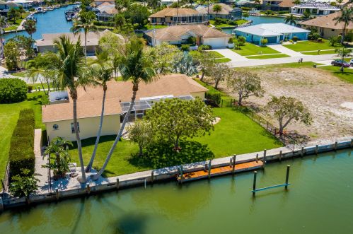 1658 Barbados Ct, Marco Island, FL 34145-4023